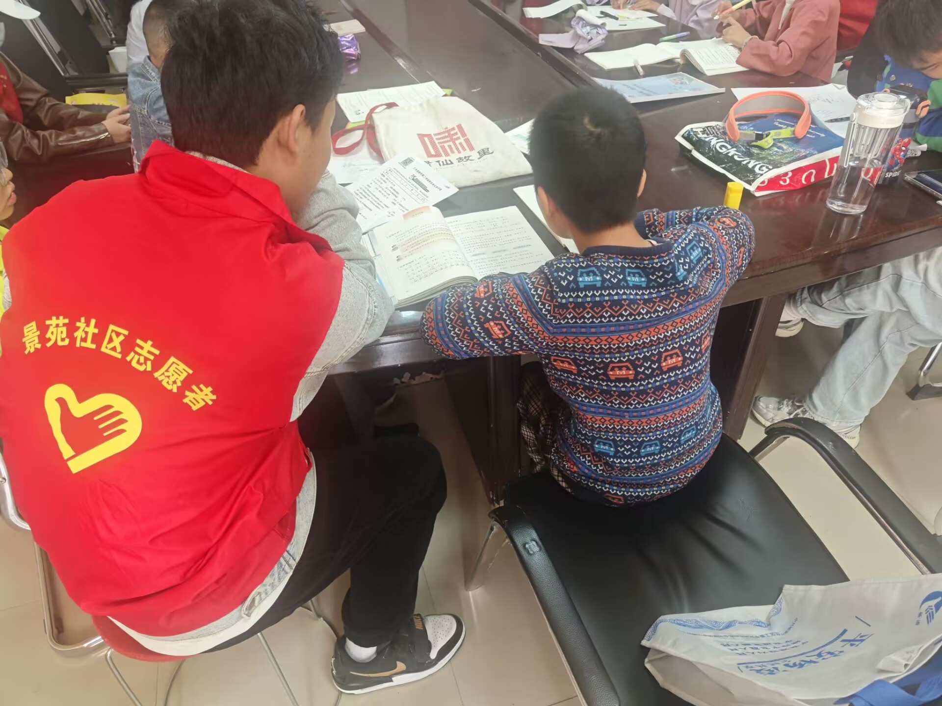 图(二).jpg