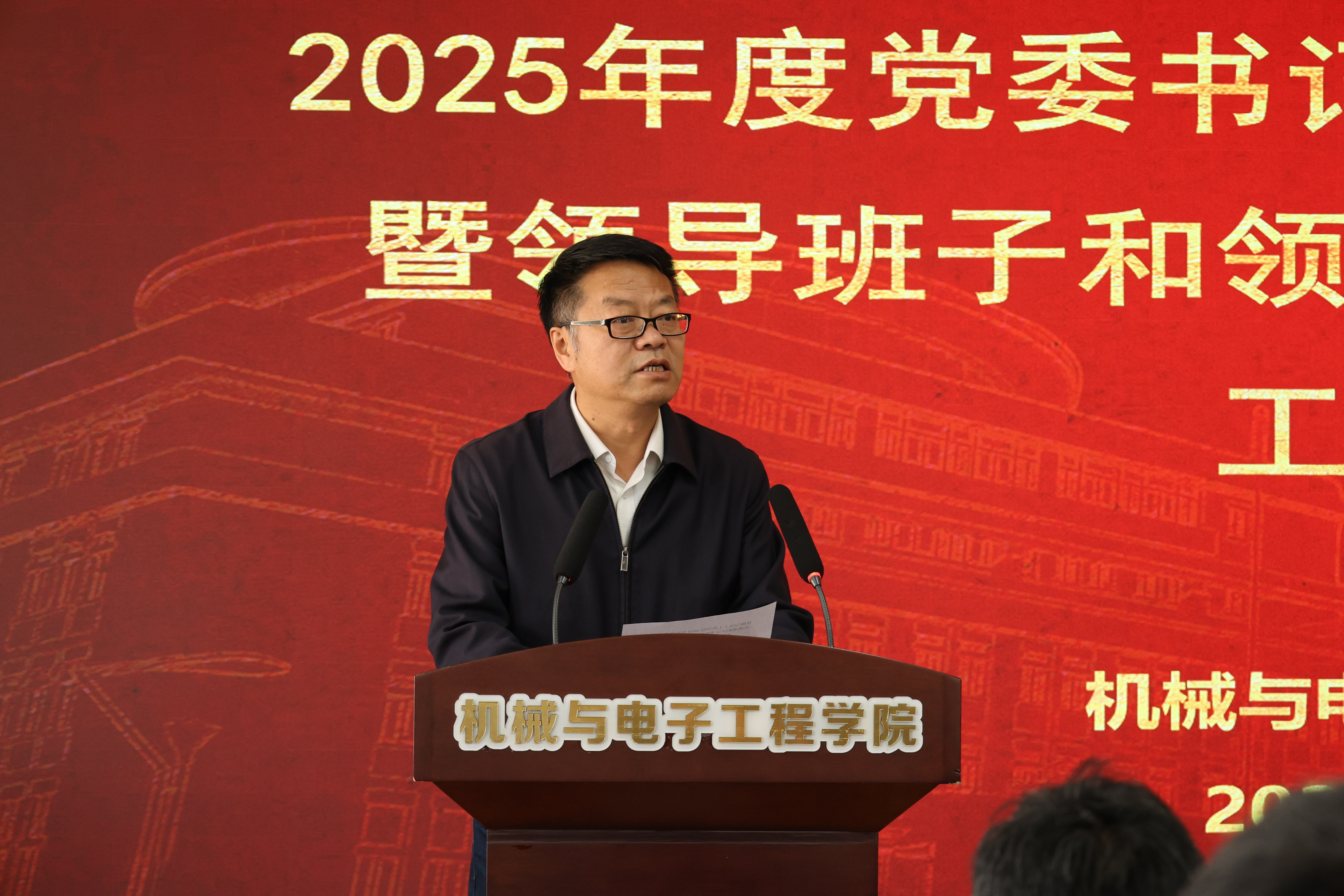 王雄(1).JPG