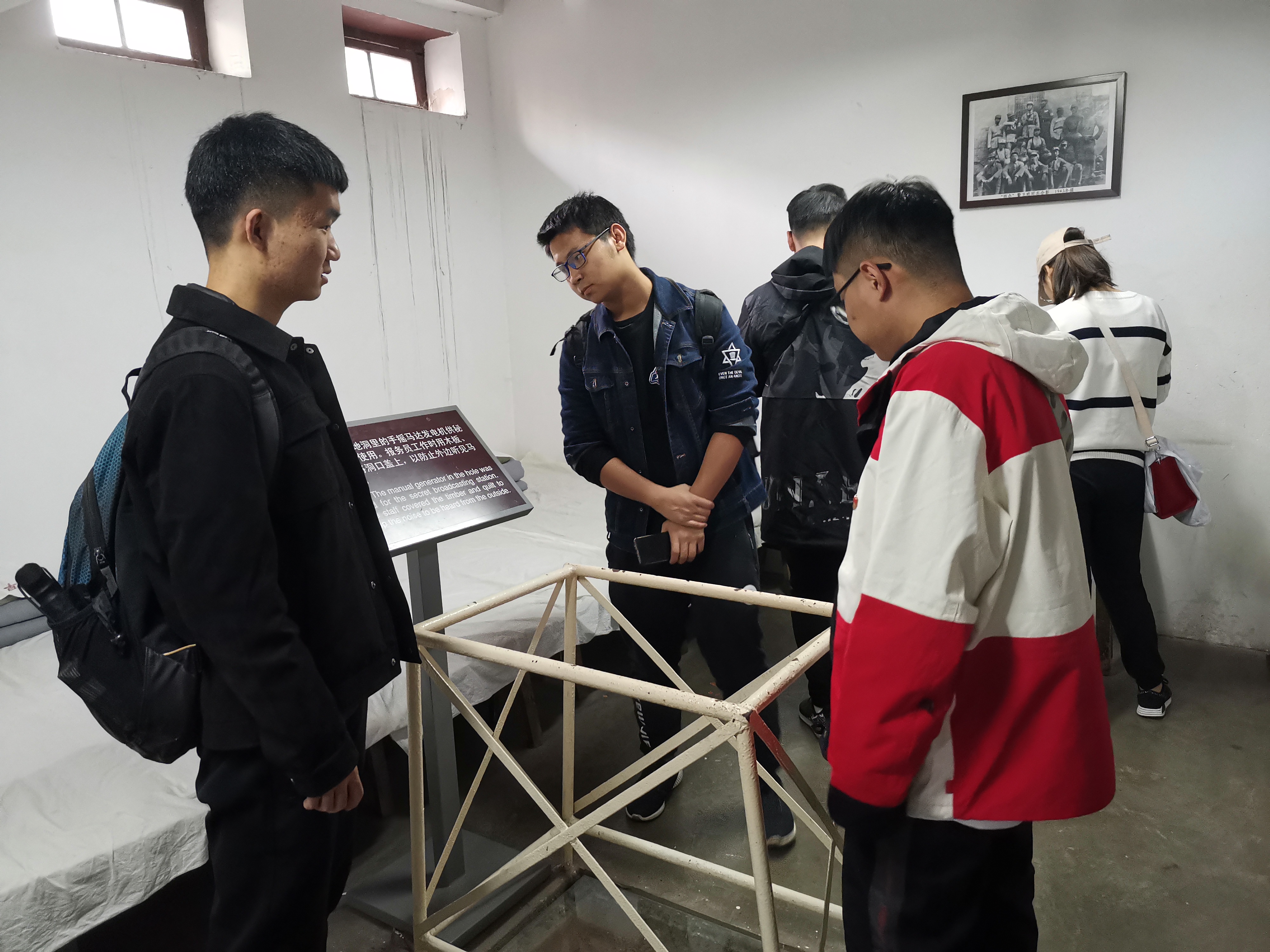0e939d743fbd45a7813497c69af1a23e.jpg 0e939d743fbd45a7813497c69af1a23e.jpg