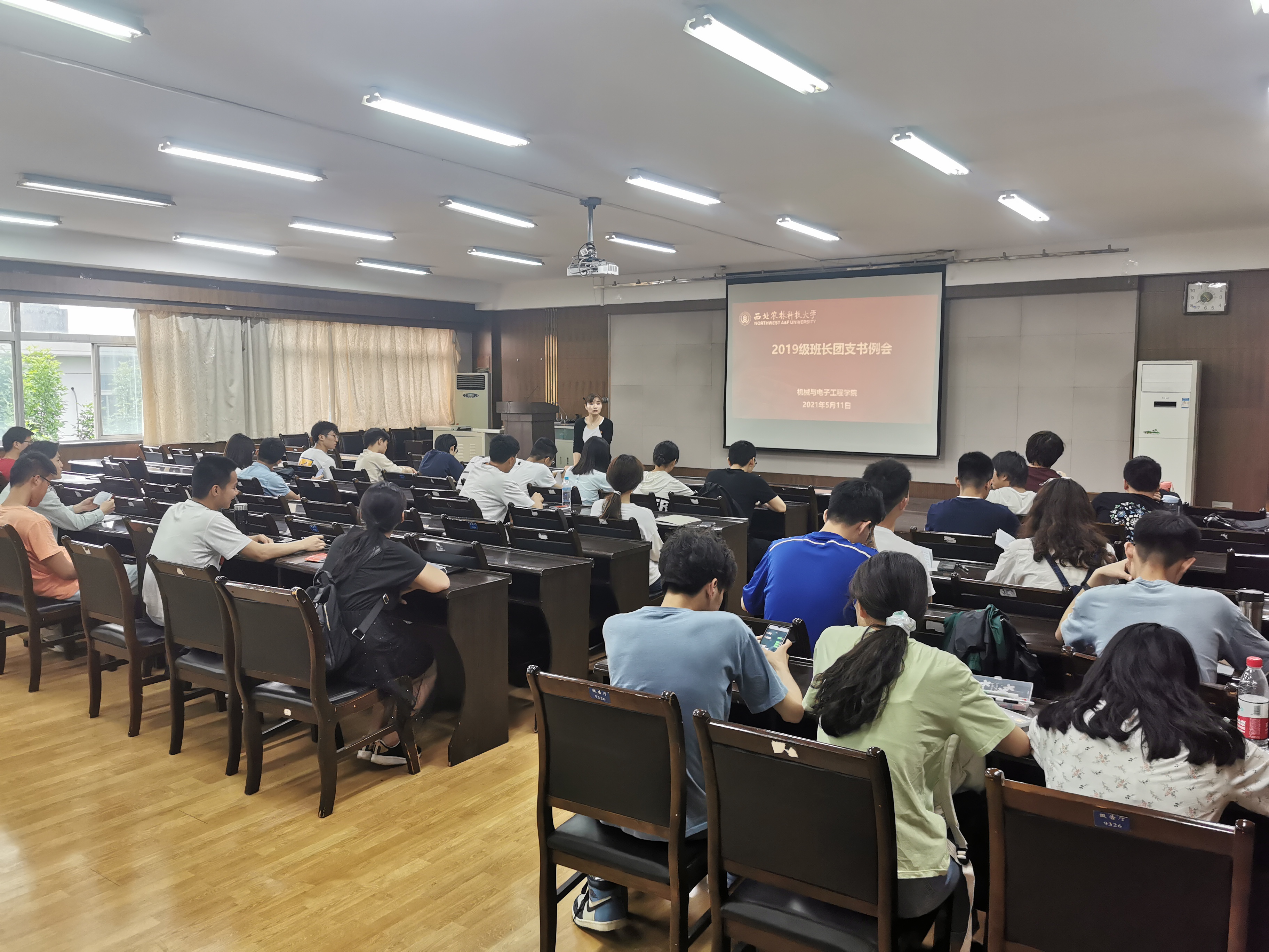 a85a442421ec415981edc28a0ec3f667.jpg a85a442421ec415981edc28a0ec3f667.jpg