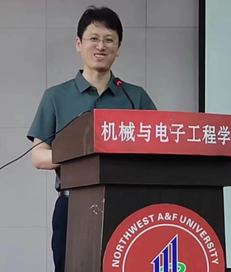 7d99997dbe424e4e9264001c6046a34f.png 3杨树明.png